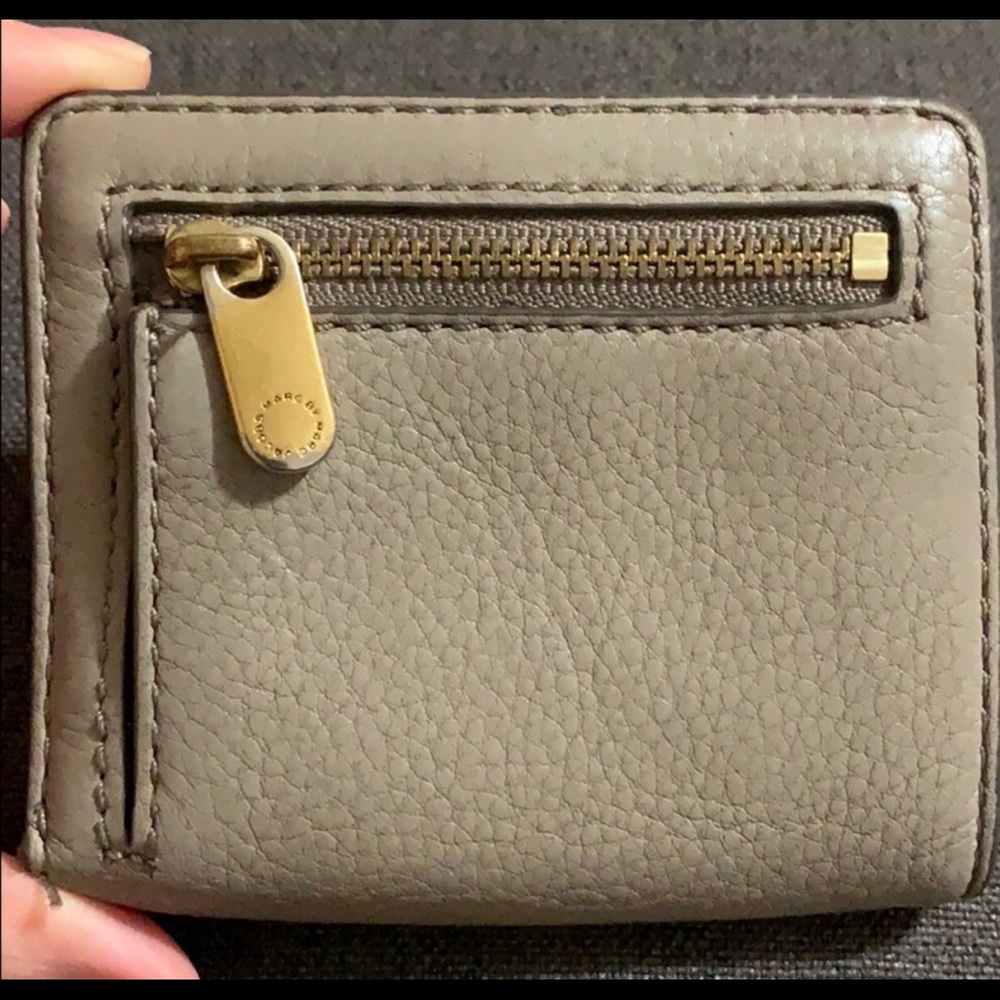 Marc Jacobs wallet - Picture 2 of 8